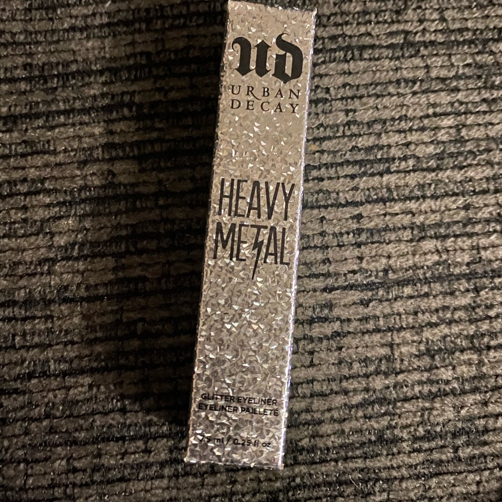 Urban decay Glitter eyeliner